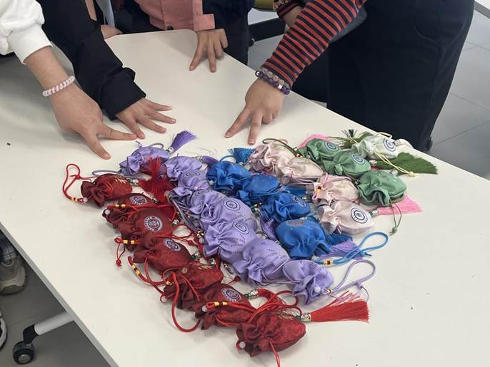 7c371312-f9d1-4245-abbd-b7a2b24c51fc